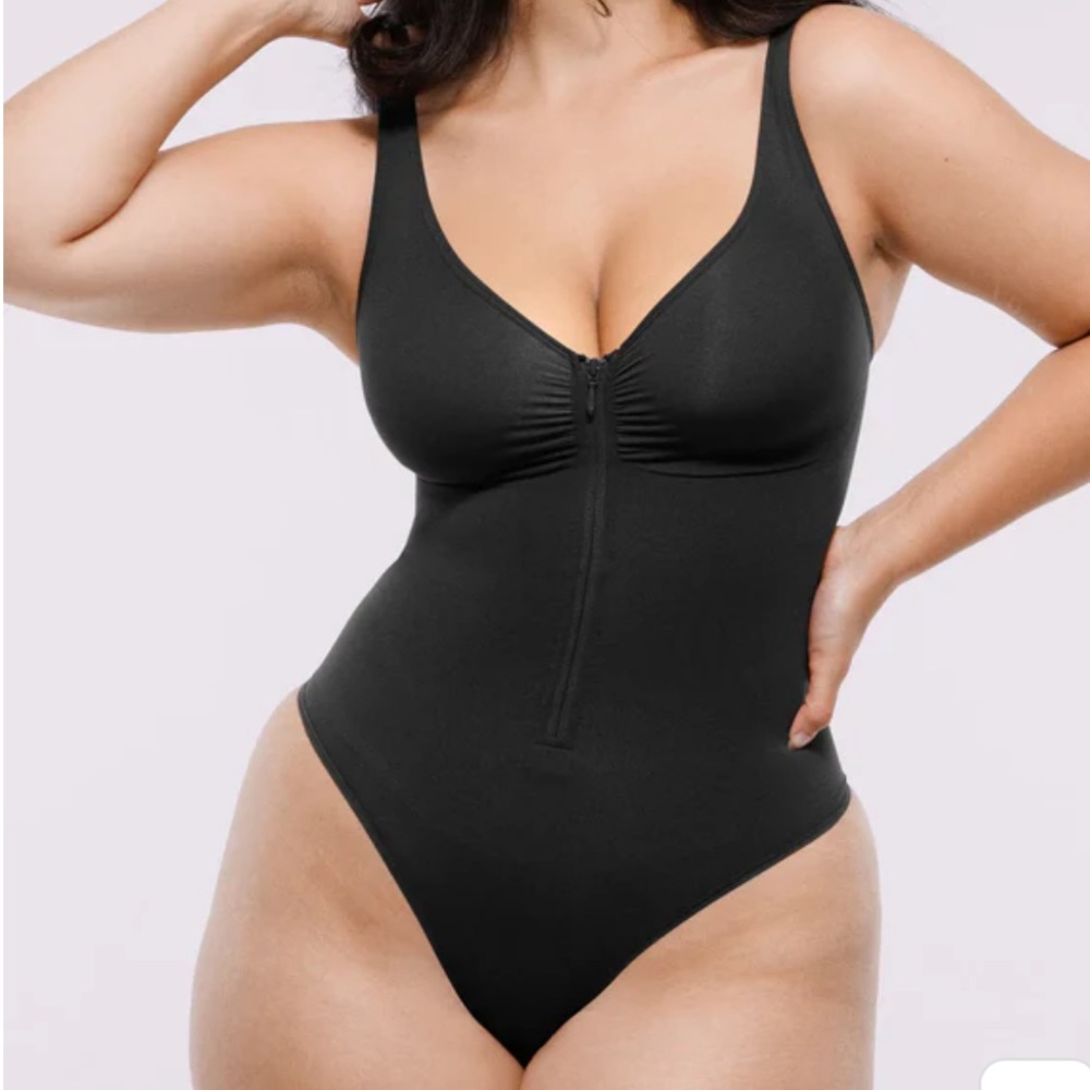 Women's Black Shapewear Bodysuit - Picture 9 of 10